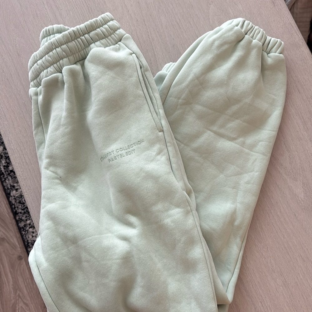 Comfrt Joggers Pastel Collection Mint